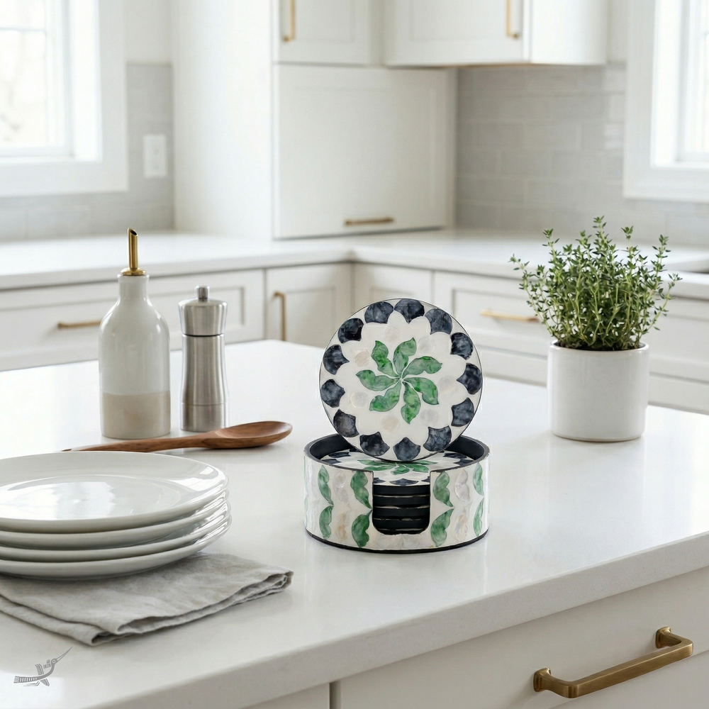 Éclosion de Jade - Coffret de 6 sous-verres tout nacre, motif végétal vert et noir – mise en scène – Produit artisanal fait à la main · Kuênia