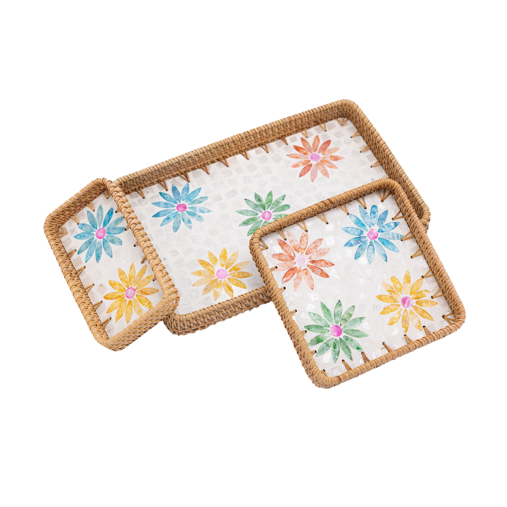 Printania - Set de 3 plateaux rectangulaires en rotin et nacre fait main, motif floral multicolore sur fond transparent – Produit artisanal fait à la main · Kuênia