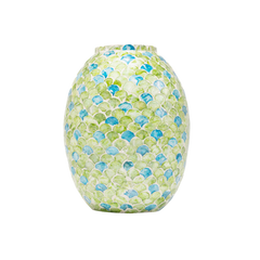 Sirena - Vase galbé en marqueterie de nacre, motif écailles vertes et bleues sur fond transparent – Produit artisanal fait à la main · Kuênia