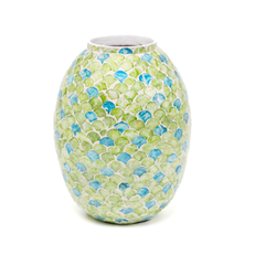 Sirena - Vase galbé en marqueterie de nacre, motif écailles vertes et bleues – vue 2 – Produit artisanal fait à la main · Kuênia
